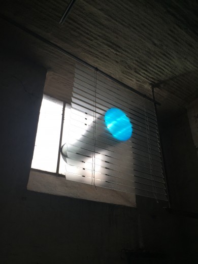 Lightway, 2017, glass and polished aluminum, 125x150x180 cm